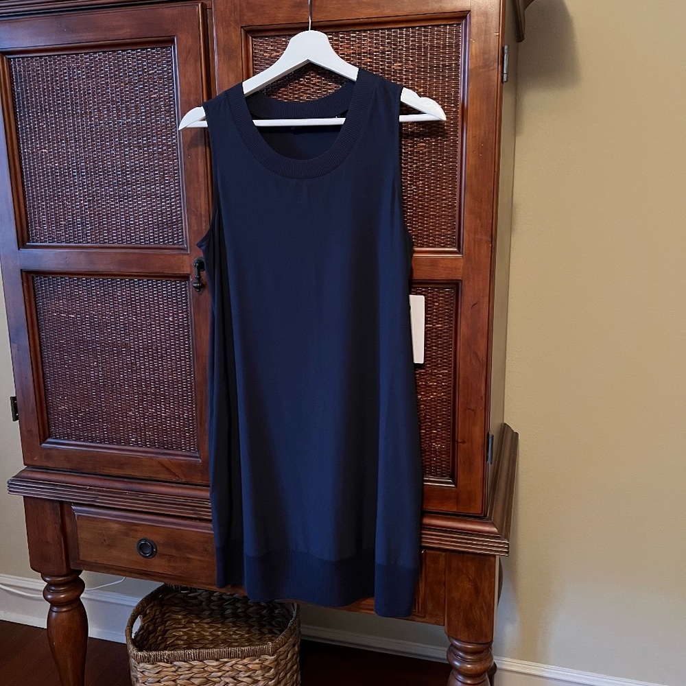 NWT Athleta Zephyr Dress, S